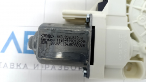 Rear left window lift motor VW Touareg 11-17