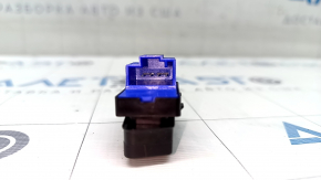 Central lock button rear right VW Touareg 11-15