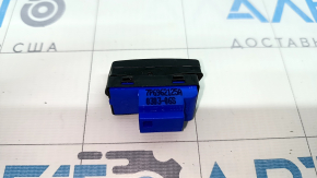 Central lock button rear left VW Touareg 11-15