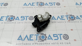 Actuator motor heater drive ventilation Kia Forte 4d 14-18 with traction