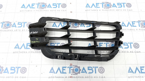 Front bumper side grille left VW Touareg 11-14 without parking sensors, broken