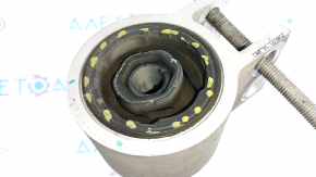 Lower front right arm Chevrolet Volt 16 - torn silent block