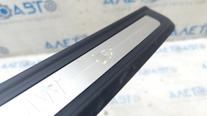 Door sill trim front right outer BMW 3 G20 19- chrome, BMW inscription, bump, scratches