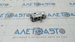 Air Conditioner Heater Valve Mercedes X164 GL W164 ML W251 R