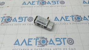 Air Conditioner Heater Valve Mercedes W164 ML X164 GL W251 R