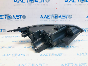 Headlight front left Chevrolet Volt 16 - chips, sand, broken mount, no fragment