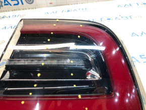 Light outer wing right Tesla Model 3 18- USA 3 pins, scratches, scuffs