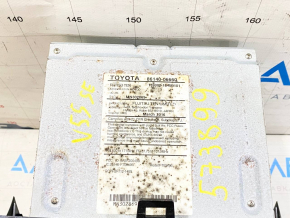 Display radio drive player Toyota Camry v55 15-17 usa broken guide, scratches on chrome