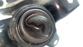 Right engine mount Lexus RX450h 16-22 cracked