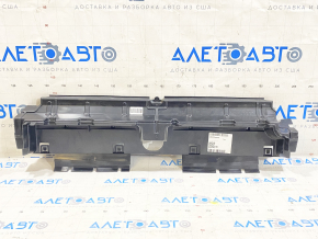 Upper radiator deflector Audi Q7 16-19 3.0T