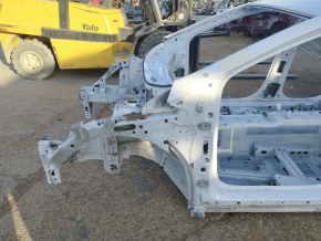 Front left quarter Chevrolet Volt 16- on the body, white