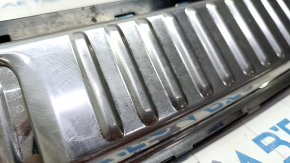 VW Touareg 11-17 trunk opening trim chrome, worn, broken guides