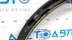 Rear left wing arch trim VW Touareg 11-17 structure, broken fasteners