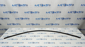Door seal on the threshold left VW Touareg 11-17