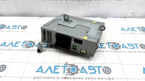 VW Touareg 11-17 Radio Amplifier Block