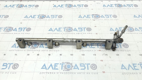 Fuel rail upper VW Touareg 11-17 3.6