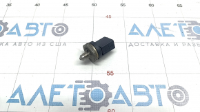 Fuel pressure sensor VW Touareg 11-17 3.6 on the lower fuel rail