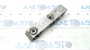 Front stabilizer mounting bracket right VW Touareg 11-17