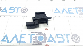 Intake solenoid valve VW Touareg 11-17