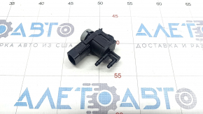 Vacuum system electromagnetic valve VW Touareg 11-17