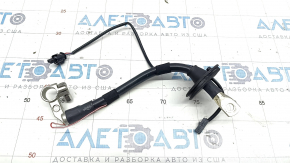 Positive terminal of battery VW Touareg 11-17
