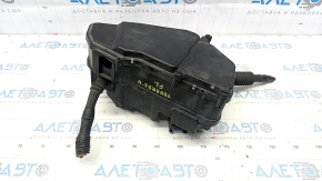 Underhood fuse box assembly VW Touareg 11-17 with cover