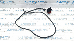 Positive terminal of battery VW Touareg 11-17 underhood