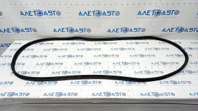 Rubber seal for the tailgate of a Mitsubishi Outlander 16-22 rest.