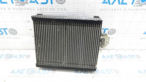 Evaporator VW Touareg 11-17 with valve