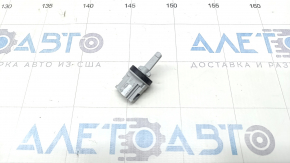 Air temperature sensor in the heater VW Touareg 11-17
