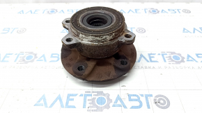 Rear left hub VW Touareg 11-17 complete with bearing, rusty