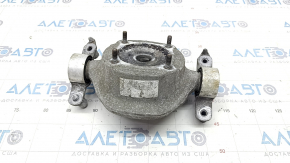 Shock absorber support rear left VW Touareg 11-17 broken bolt