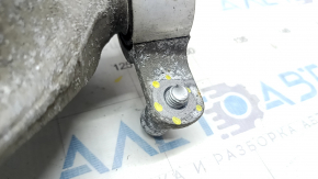 Shock absorber support rear right VW Touareg 11-17 bolts broken