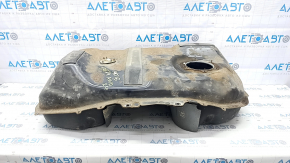 Mitsubishi Outlander 14-21 AWD fuel tank rusty, broken studs, broken connector