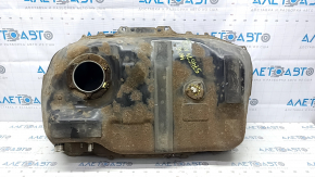 Mitsubishi Outlander 14-21 AWD fuel tank rusty, broken studs, broken connector