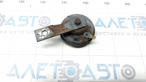 Left signal Mitsubishi Outlander 14-21 low, rusty