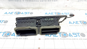 Front central air duct deflector Audi Q5 8R 09-17 broken mount