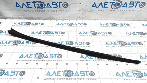 Windshield molding left Audi Q5 8R 09-17 crack