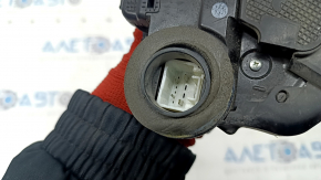 Rear left door lock for Suzuki Kizashi 10-15