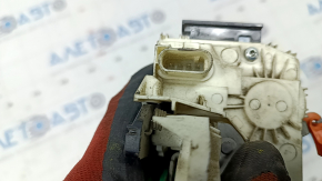 Front left door lock for Jeep Patriot 11-17