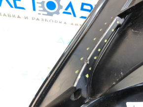 Right headlight Chevrolet Volt 16 - scratches, worn, varnish peeling