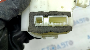 Subaru Outback 10-14 rear right door lock