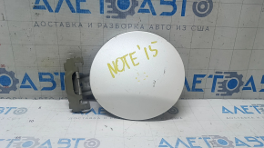 Nissan Versa Note 13-19 Fuel Filler Door Poking