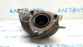 Exhaust manifold with catalytic converter Chevrolet Volt 11-15 studs sawed off