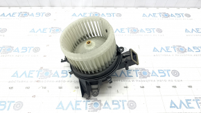 Heater fan motor Jeep Compass 17 - broken fasteners