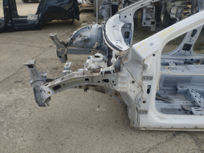 Front left quarter Chevrolet Volt 11-15 on the body, white