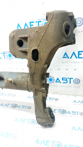 Chevrolet Volt 11-15 rear beam rusty