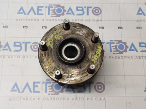 Rear left hub Subaru Forester 19-SK, rusty
