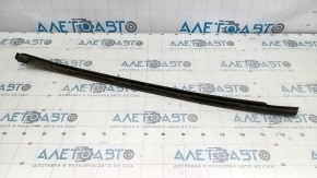 Windshield molding left Jeep Patriot 11-17 fracture