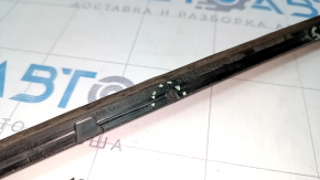 Left windshield molding VW Tiguan 09-17 broken